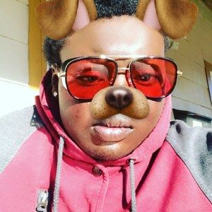 Meet your Posher, Zachary